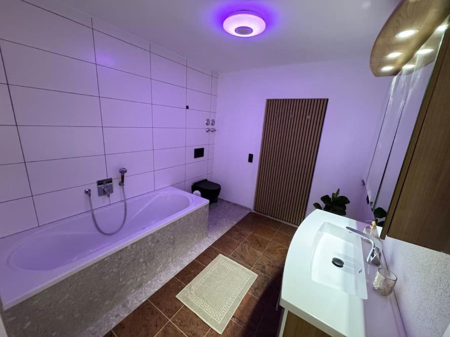 Boho Apartment Vintage Naehe Salzburg Freilassing Esterno foto